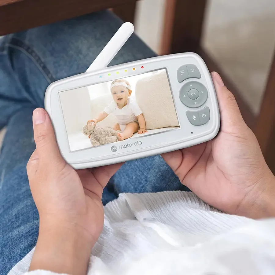 Motorola 4.3” Video Babymonitor